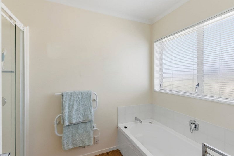 10 Barrett Drive, Waikanae Beach, Waikanae - Carousel 50