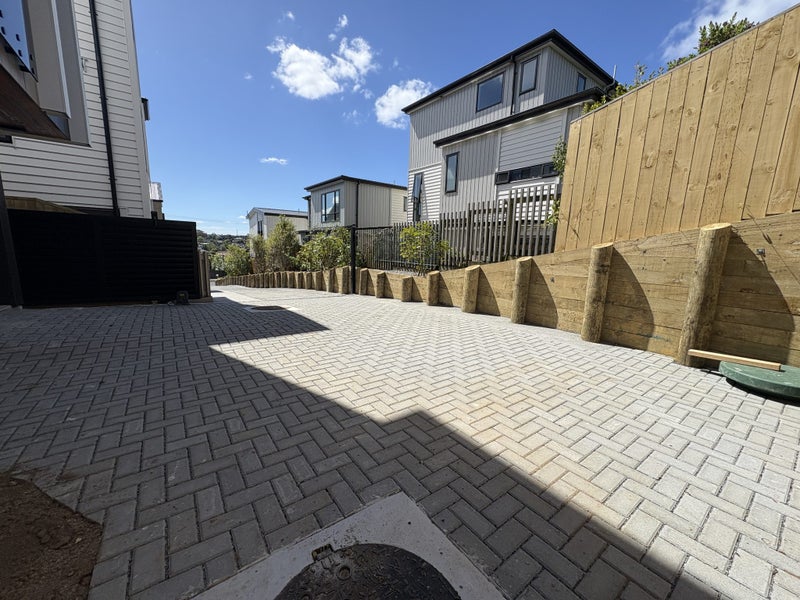 14 Newhaven Terrace, Mairangi Bay, Auckland - Carousel 2