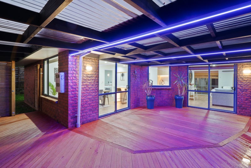 12 Hocken Place, Mangere Bridge, Auckland - Carousel 2