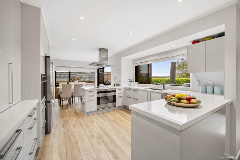 3 Mission View Drive, Northpark, Auckland - Carousel 2