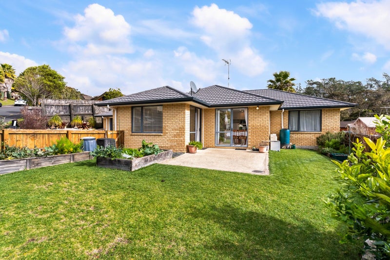 20 Lomas Way, Albany, Auckland - Carousel 1