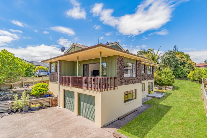 10A Millbrook Road, Henderson, Auckland - Carousel 1