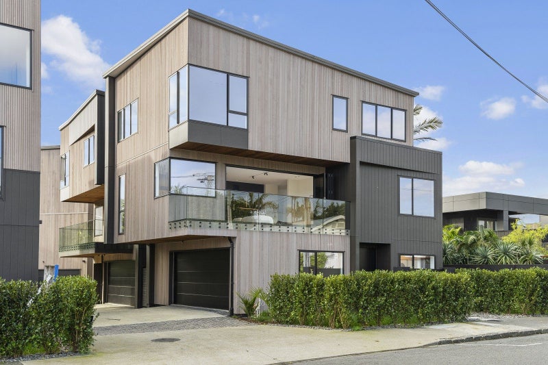 53B Regina Street, Westmere, Auckland - Carousel 1