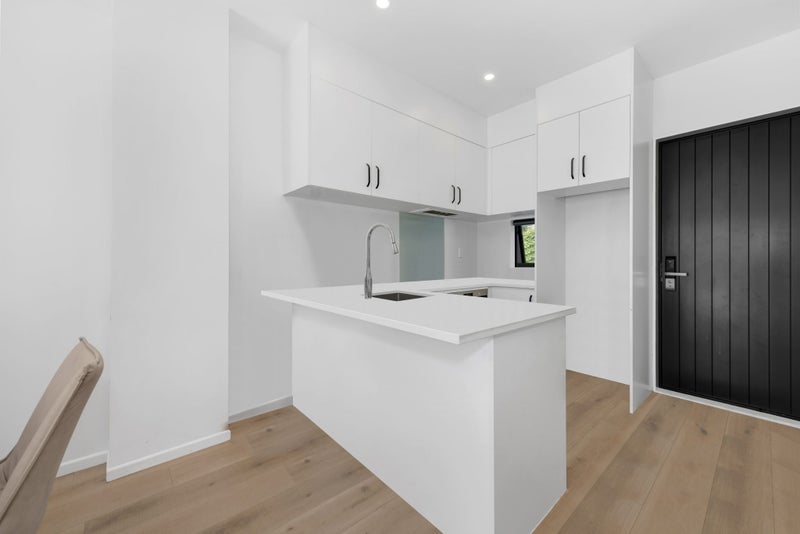 3/60 Highland Park Drive, Highland Park, Auckland - Carousel 2