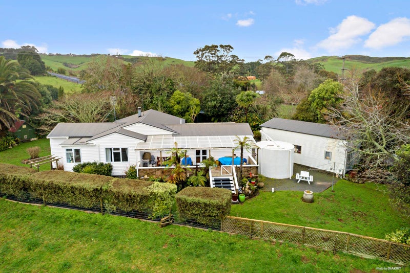 594 Pinnacle Hill Road, Bombay, Bombay - Carousel 1