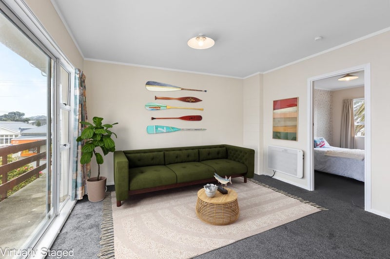 3/154 Onepu Road, Lyall Bay, Wellington - Carousel 1