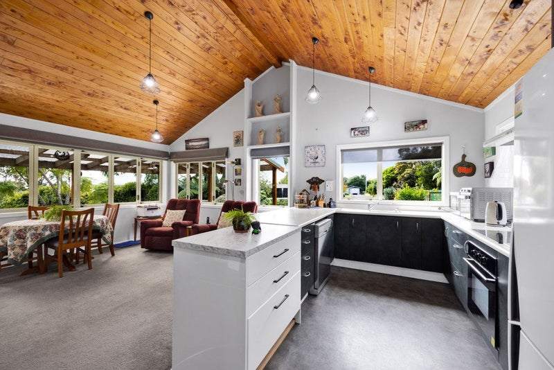 320C Frankley Road, Ferndale, New Plymouth - Carousel 2