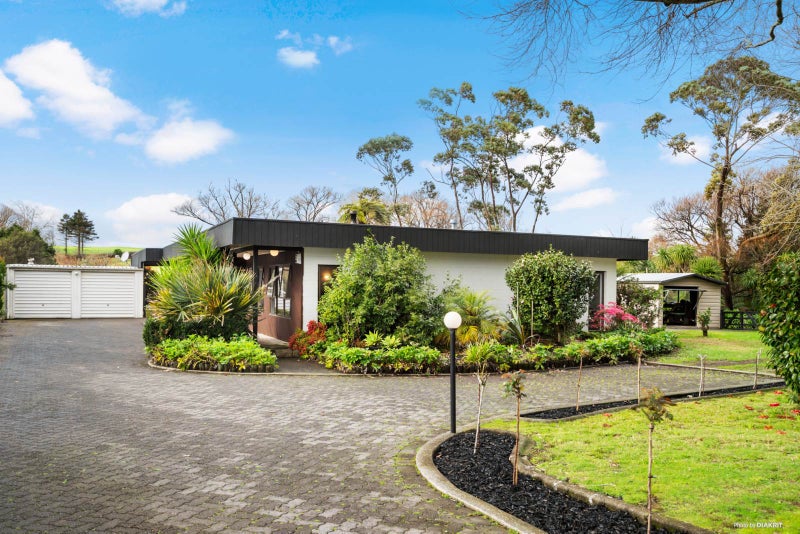 27 Woodlyn Drive, Drury - Carousel 2