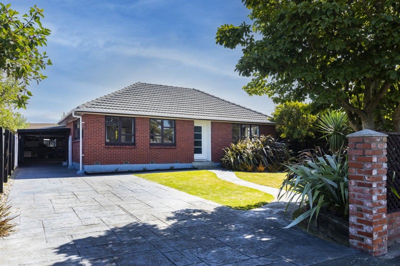 7 Dalglish Place, Hoon Hay, Christchurch - Carousel 1
