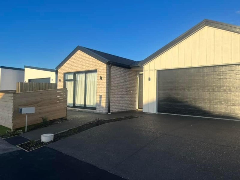 12 Borthwick Street, Belfast, Christchurch - Carousel 1