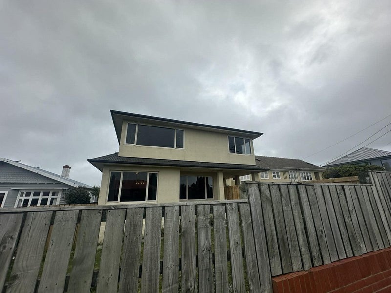 25 Dornoch Street, Kew, Dunedin - Carousel 1