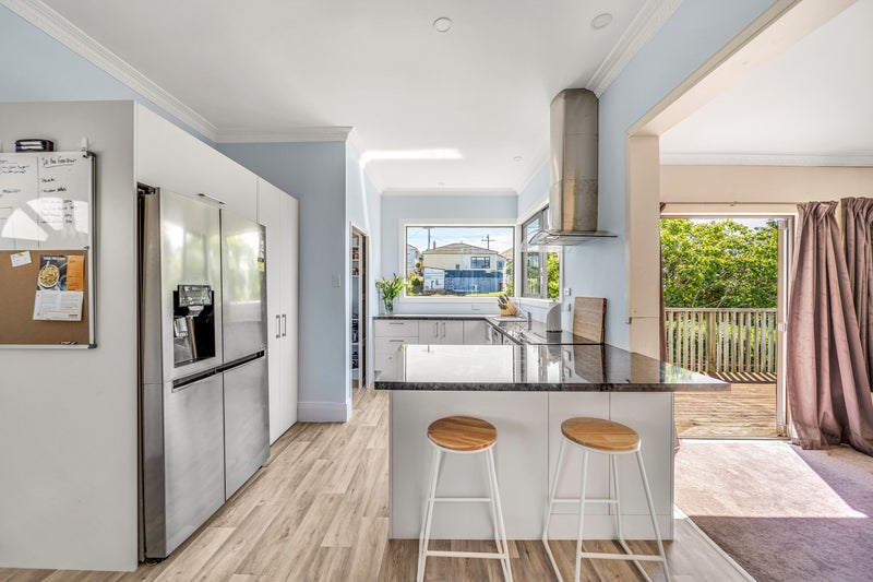 27 Wills Street, Balaclava, Dunedin - Carousel 2