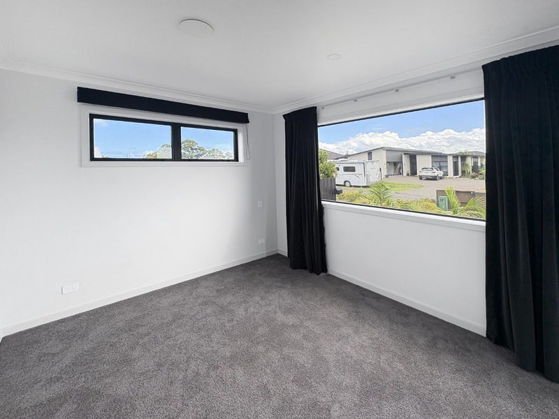 13A Fortis Place, Lytton West, Gisborne - Carousel 12