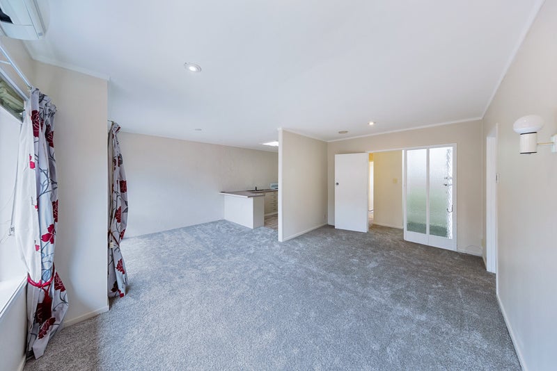 2/25 Grande Vue Road, Hillpark, Auckland - Carousel 2
