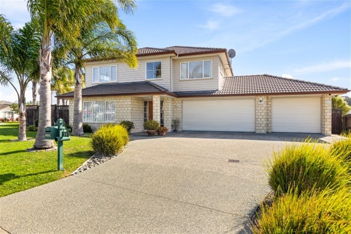 51 William Gamble Drive, Greenhithe, Auckland - Carousel 1