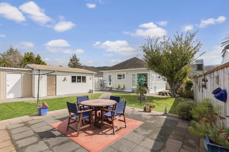 44 Churton Crescent, Taita, Lower Hutt - Carousel 2