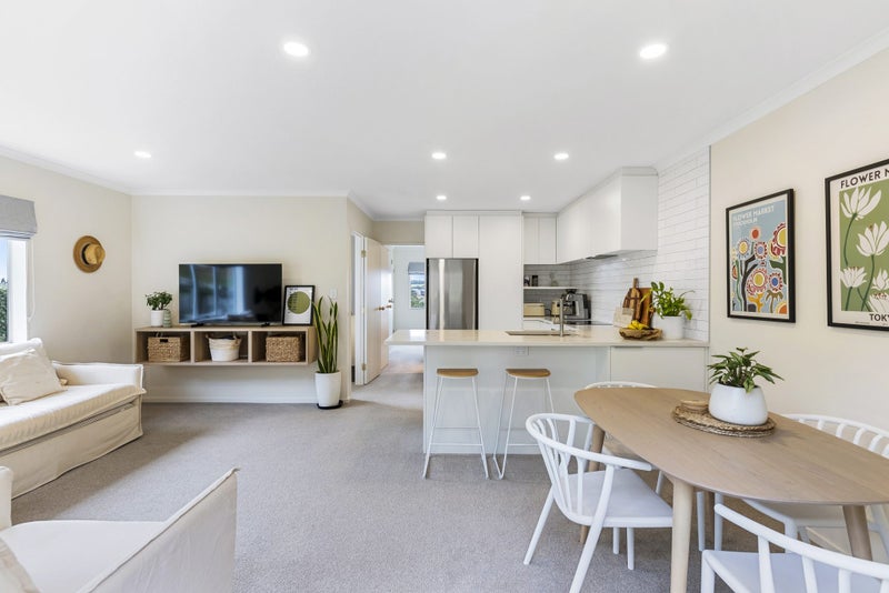 13/61 The Avenue, Albany, Auckland - Carousel 2