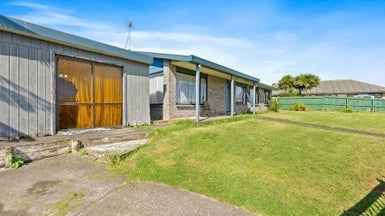 6 Tua Place, Favona, Auckland - Carousel 1