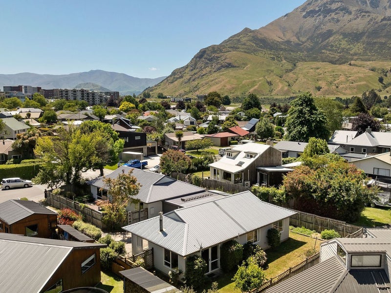 35B Kawarau Place, Frankton, Queenstown - Carousel 2