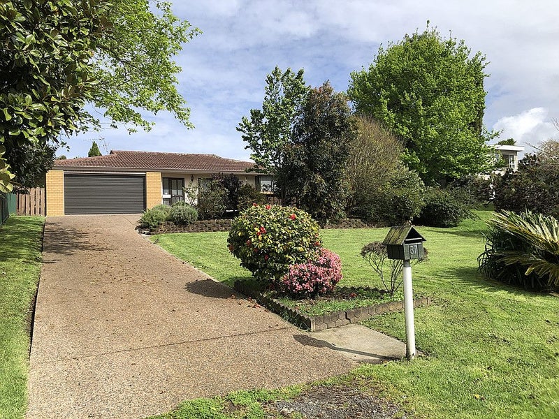 37 Matua Road, Huapai, Kumeu - Carousel 1