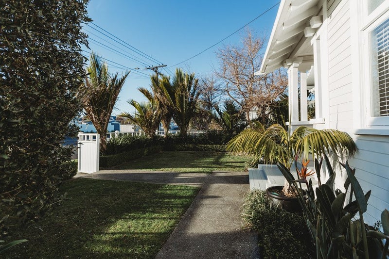 45 Dorset Avenue, Westown, New Plymouth - Carousel 20