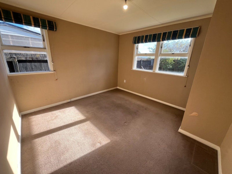 111 Limbrick Street, Terrace End, Palmerston North - Carousel 2