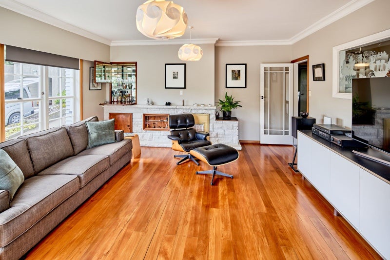 43A Cockayne Rd, Khandallah, Wellington - Carousel 1