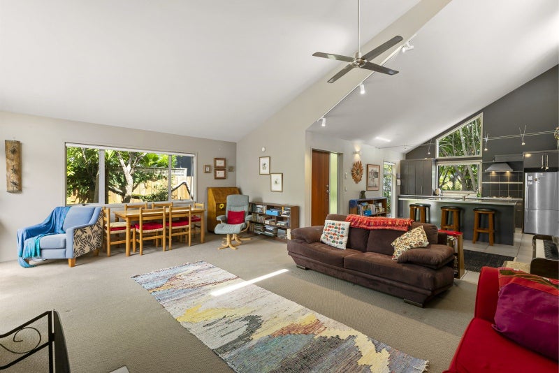 33 Nautilus Drive, Papamoa Beach, Papamoa - Carousel 2