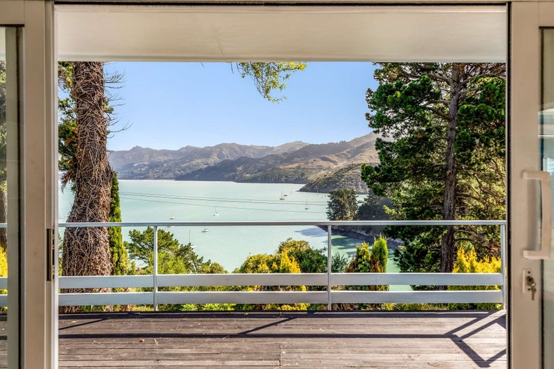 20 Park Terrace, Corsair Bay, Lyttelton - Carousel 1
