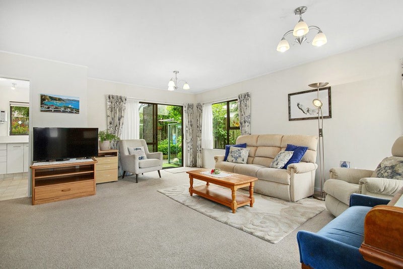 3/161 Main Road, Tawa, Wellington - Carousel 2