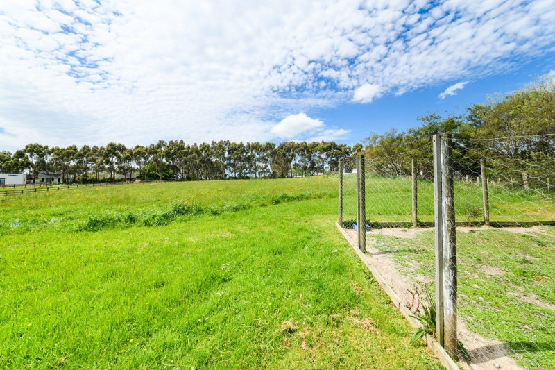 32 Akers Road, Linton, Palmerston North - Carousel 24