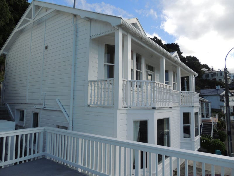 478 Evans Bay Parade, Hataitai, Wellington - Carousel 1