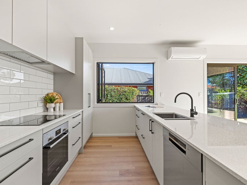 37 Sullivan Avenue, Woolston, Christchurch - Carousel 2