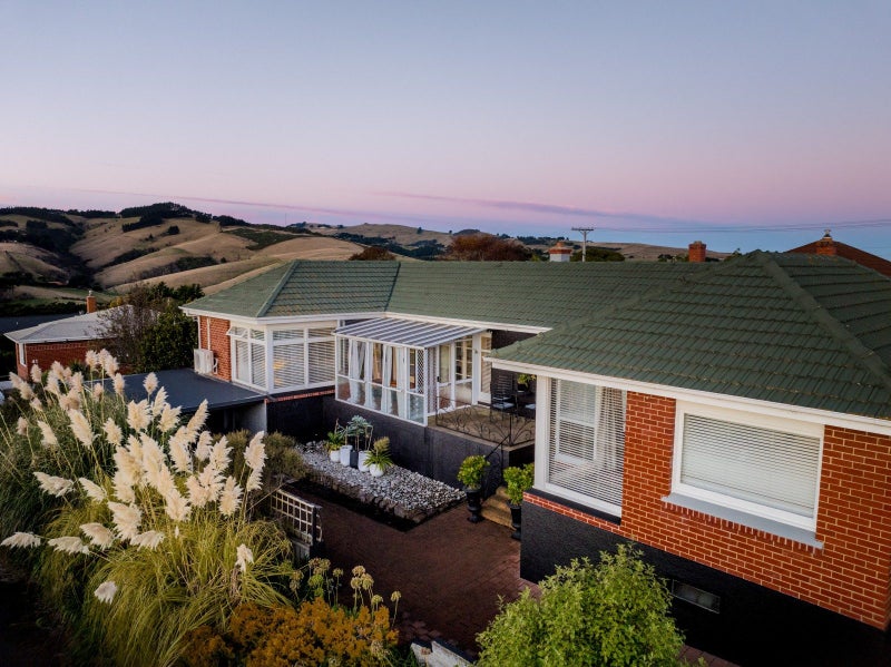 43 Duckworth Street, Andersons Bay, Dunedin - Carousel 1