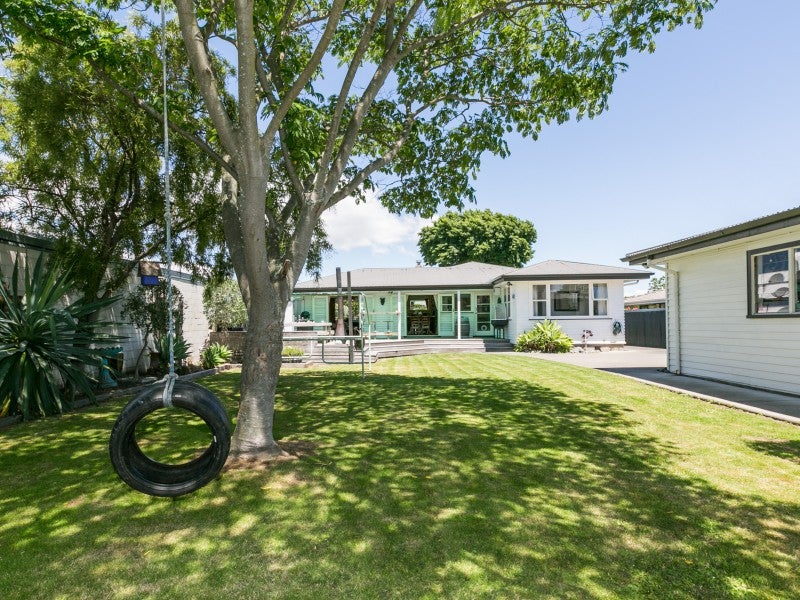 12 Osier Road, Greenmeadows, Napier - Carousel 1