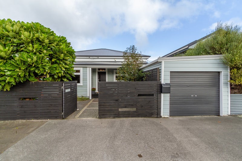 22 South Street, Petone, Lower Hutt - Carousel 1