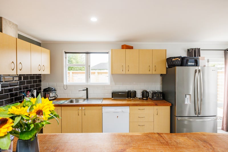 7 Denbigh Place, Awapuni, Palmerston North - Carousel 2