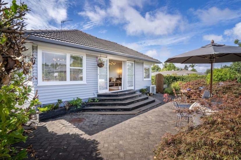 33 Marsh Avenue, Forrest Hill, Auckland - Carousel 12