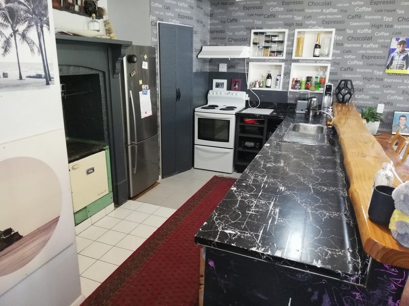 8 Rosina Road, Tangimoana, Palmerston North - Carousel 8