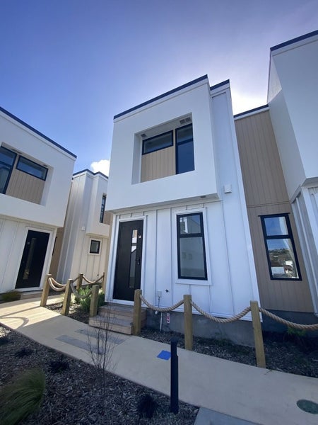 14/10 Pascoe Avenue, Paremata, Porirua - Carousel 1