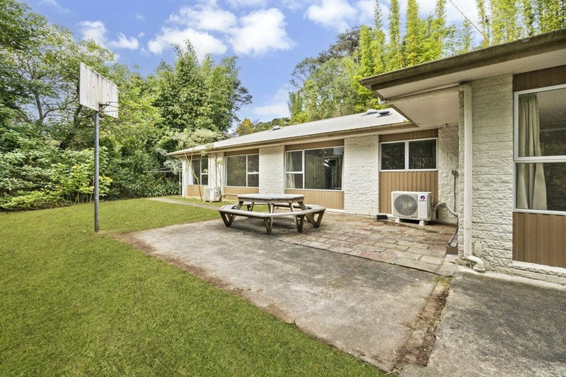 158 Shaw Road, Oratia, Auckland - Carousel 2