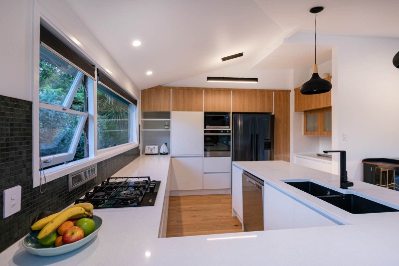 60 Braemar Road, Castor Bay, Auckland - Carousel 50