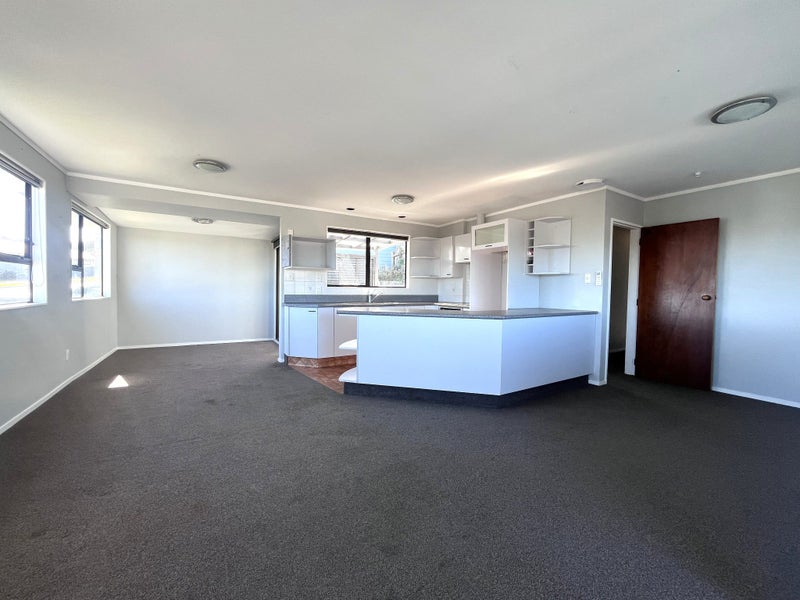 14 Adventure Drive, Whitby, Porirua - Carousel 1