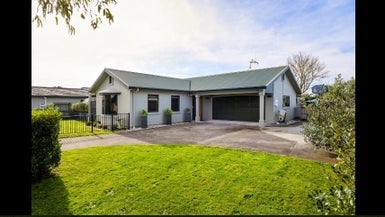 41 Diomede Glade, Flagstaff, Hamilton - Carousel 1