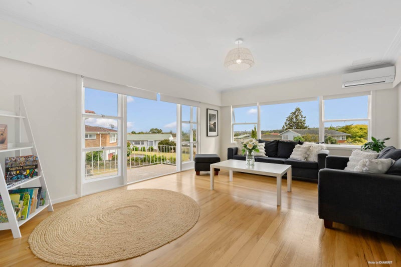 13 Patricia Place, Hillpark, Auckland - Carousel 2