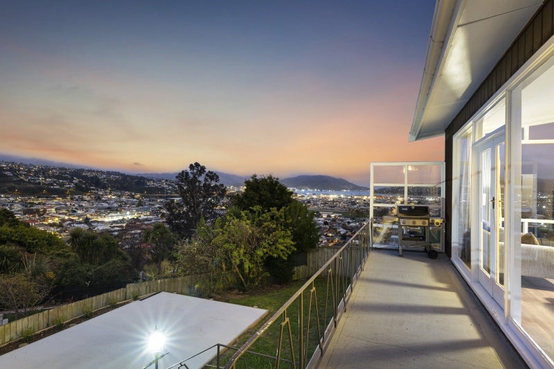 77 Easther Crescent, Kew, Dunedin - Carousel 2