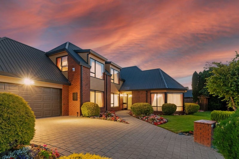 4 Pentonville Close, Westmorland, Christchurch - Carousel 1