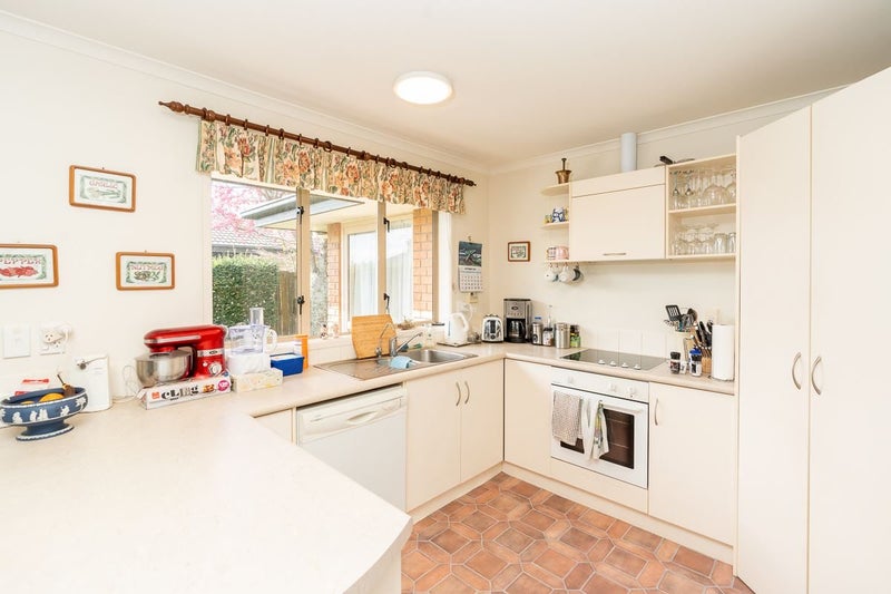 28 Newfield Drive, Fairview Downs, Hamilton - Carousel 2