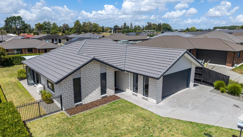 12 Matariki Terrace, Hamilton - Carousel 1