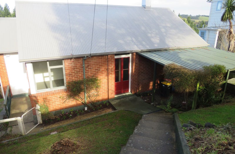 50 Panmure Avenue, Calton Hill, Dunedin - Carousel 1